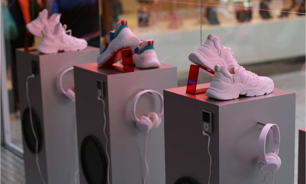schutz pop up shop sneakers