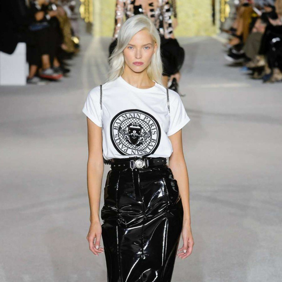 como usar tshirt no look festa