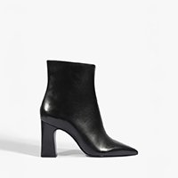 Coturno Feminino: Preto, Couro e Tratorado | Schutz
