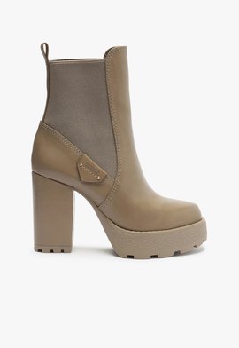 Bota Tratorada Salto Alto Marrom