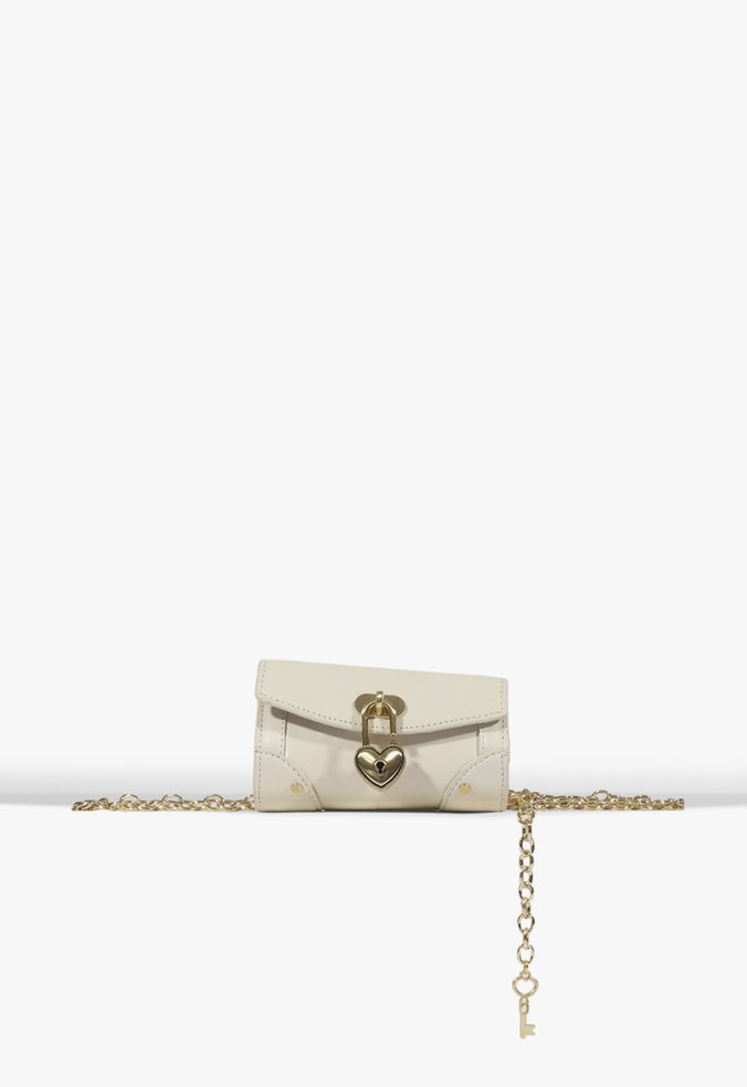 Pochete Heart Vault Bag Pequena Couro Branca