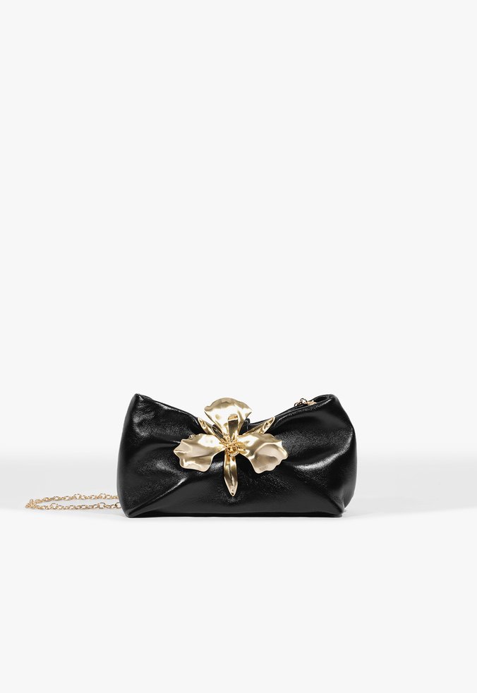 Bolsa Pequena Pouch Blossom Couro Preta
