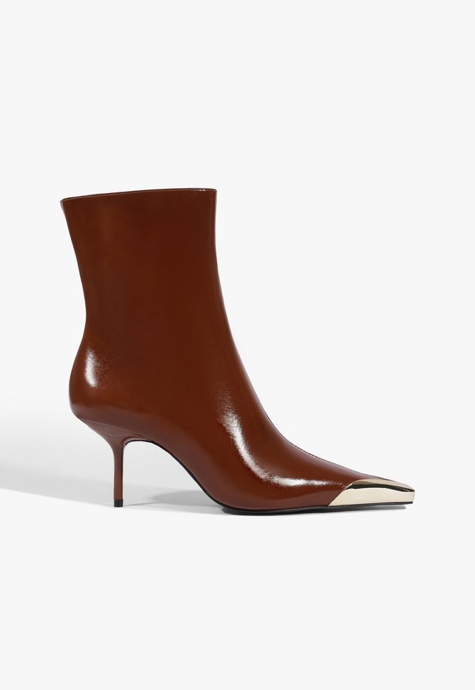 Bota Biqueira de Metal Couro Marrom