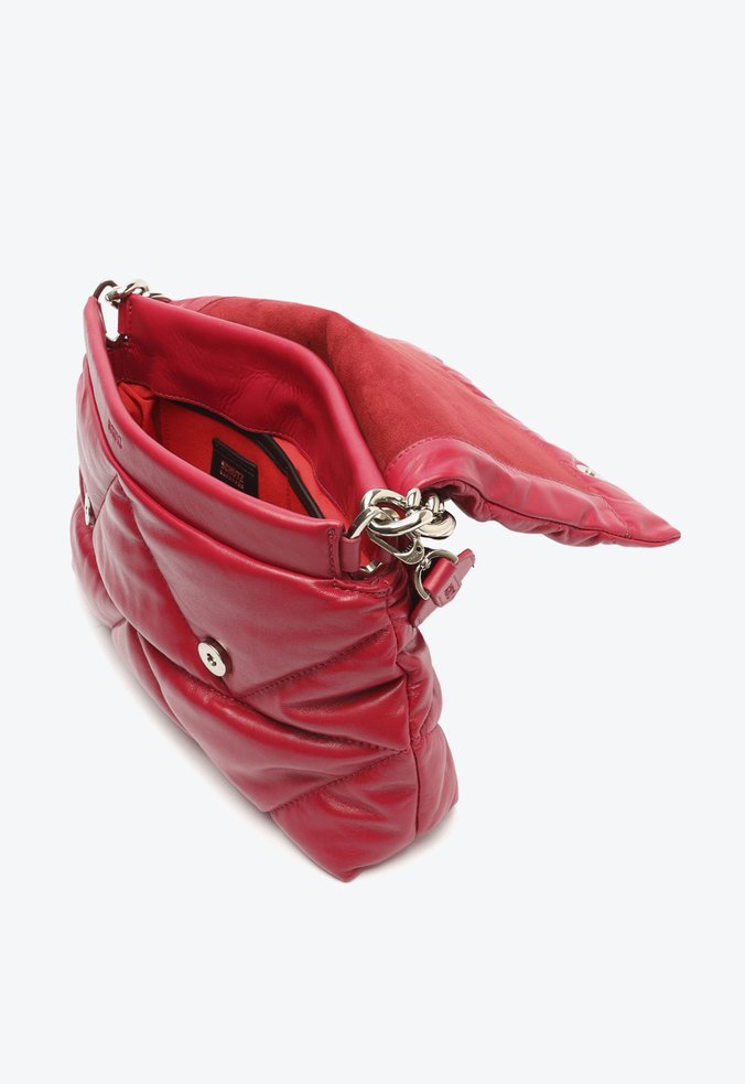 Bolsa Tiracolo Grande Barbara Couro Corrente Vermelha Bolsa Tiracolo Grande Barbara Couro Corrente Vermelha