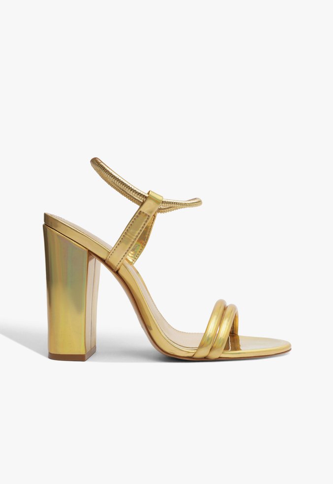 Sandália Gimenez Salto Bloco Médio Verniz Dourado