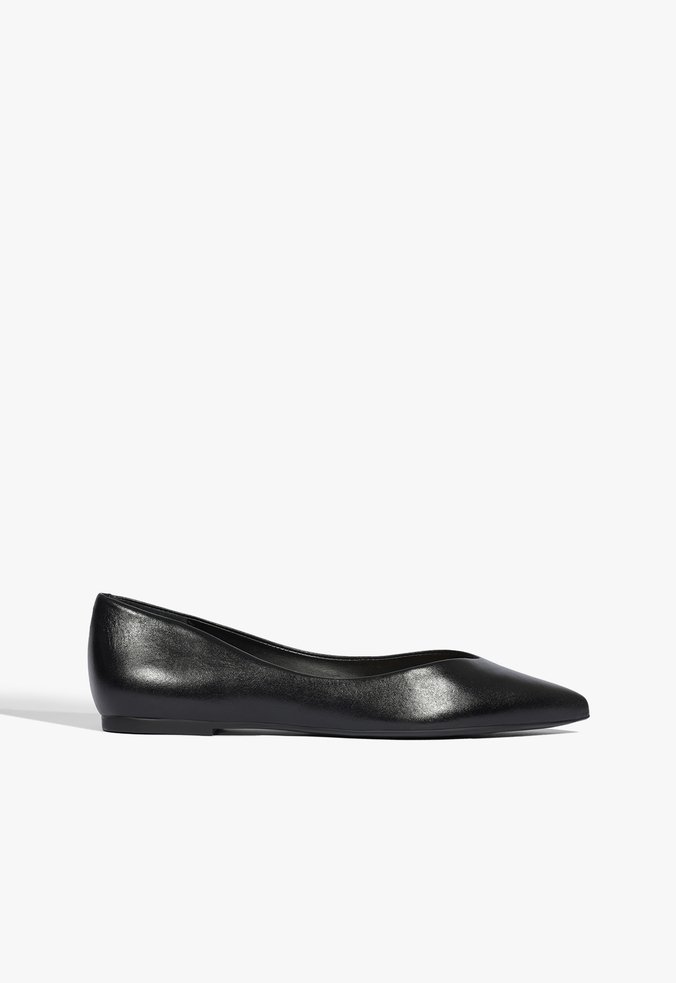 Sapato Bico Fino Flat Couro Preto