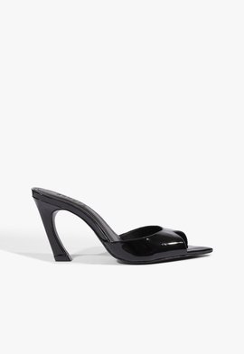 Mule Lexi Couro Preta