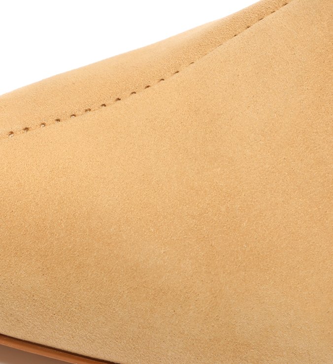 Bota Cano Baixo Salto Bloco Nobuck Creme Bota Cano Baixo Salto Bloco Nobuck Creme