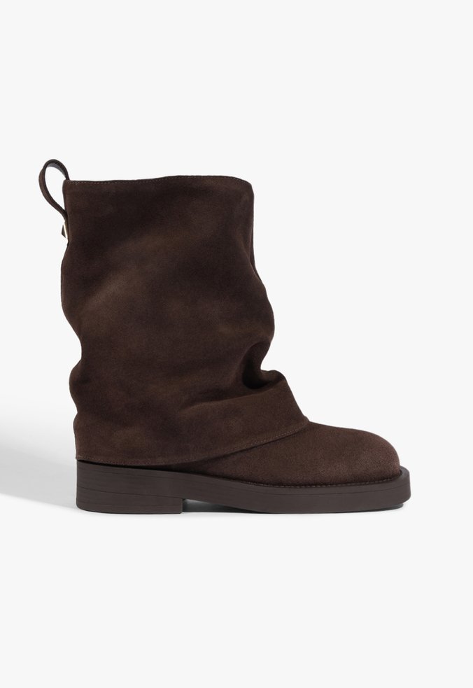 Bota Keira Cloak Couro Marrom