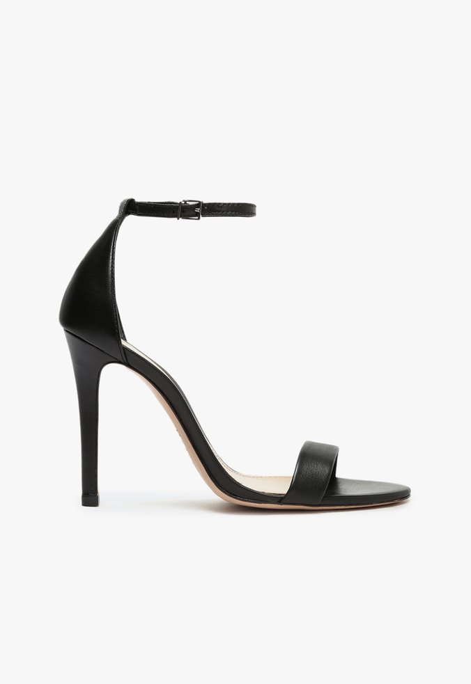Sandália Gisele Salto Alto Couro Preta