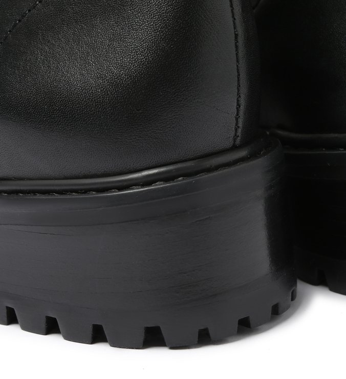 Bota Coturno Tratorado Classic Couro Preta Bota Coturno Tratorado Classic Couro Preta