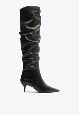 Bota Over the Knee Couro Salto Baixo Preta