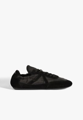 Tênis Sneaker Eight Camurça Nude | Schutz