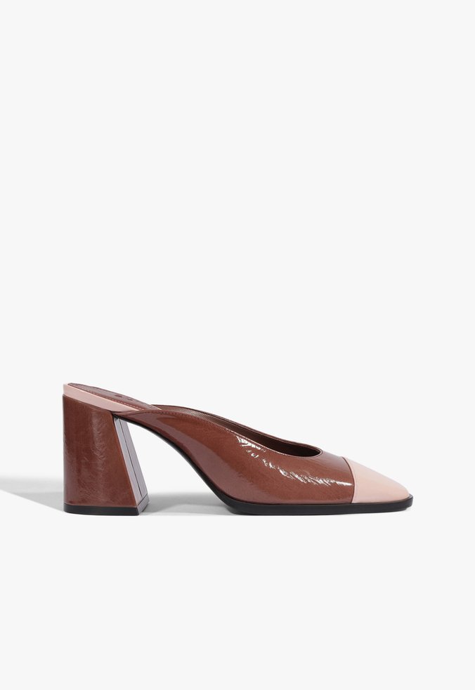 Mule Bianca Couro Marrom Escuro