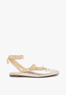 Mule Rasteiro Arissa Dourado