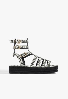 Sandália Flatform Baixa Corda Gladiadora Couro Zebra