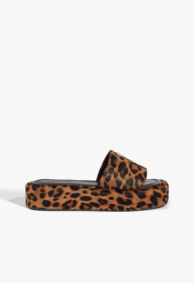 Papete Viena Plataforma Couro Animal Print