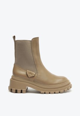 Bota Tratorada Cano Médio Marrom
