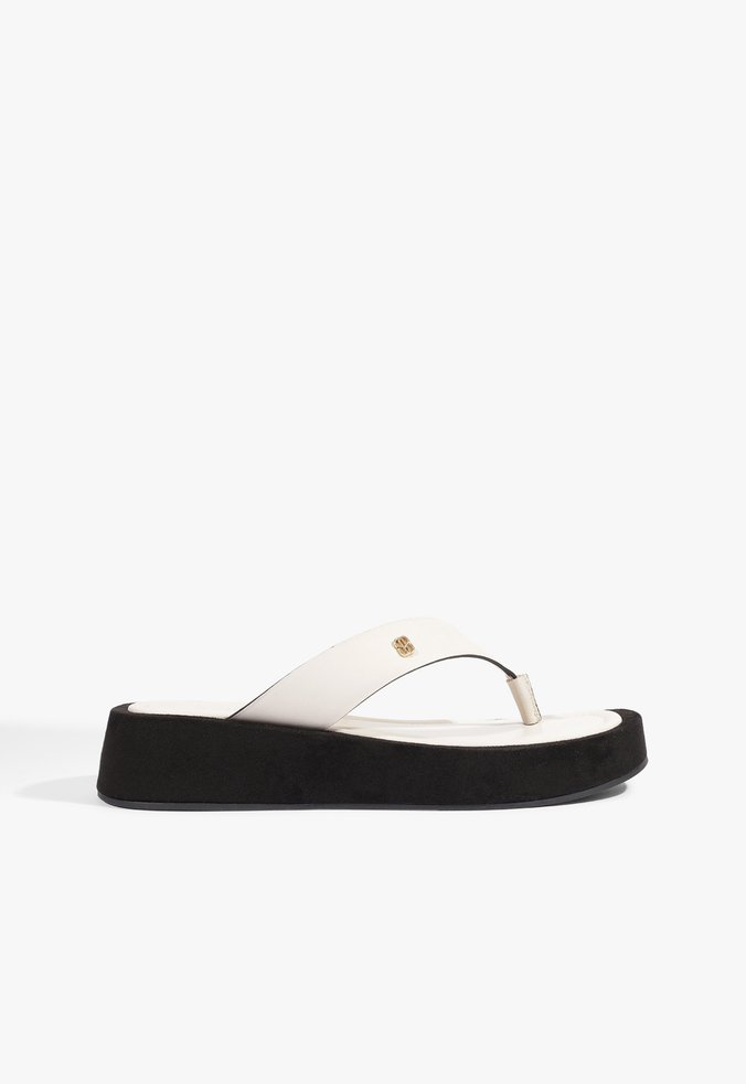 Sandália Rasteira Shop Flatform Couro Branca