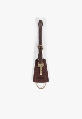 Bag Charm The Annie Charm Camurça Marrom