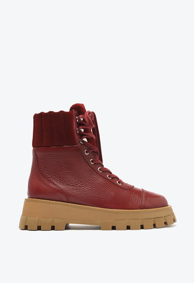 Bota store tratorada vermelha