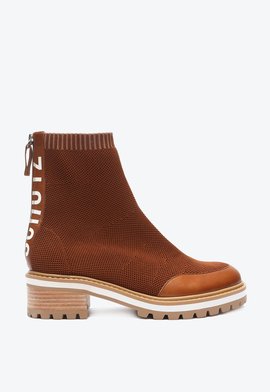 Bota Salto Baixo Nabylla Tratorada Knit Marrom