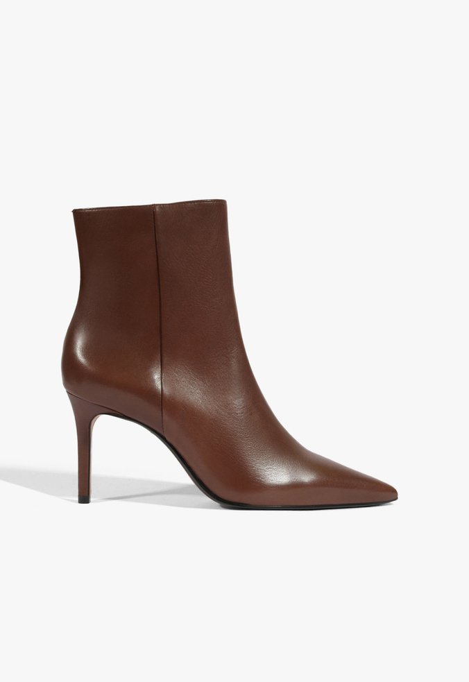 Bota Mikki Casual Couro Marrom
