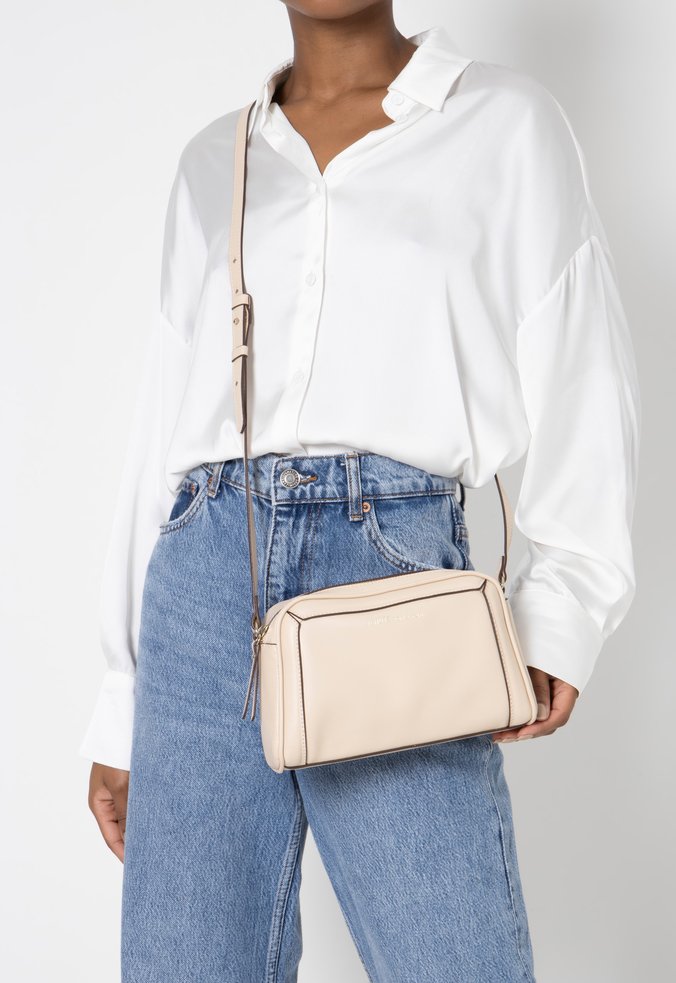 Bolsa Tiracolo Lincy Creme