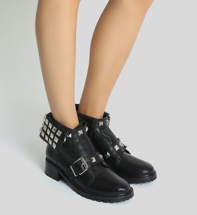 Bota Studs Changeable Black Bota Studs Changeable Black