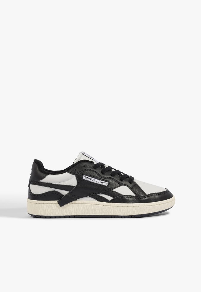 Tênis Reebok Preto Sola Bicolor