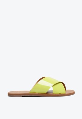 Kit Sandália Slide Cross Verniz Amarela