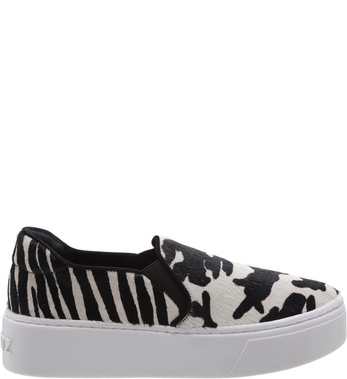 Tênis Slip-On Cow Print P&B Tênis Slip-On Cow Print P&B