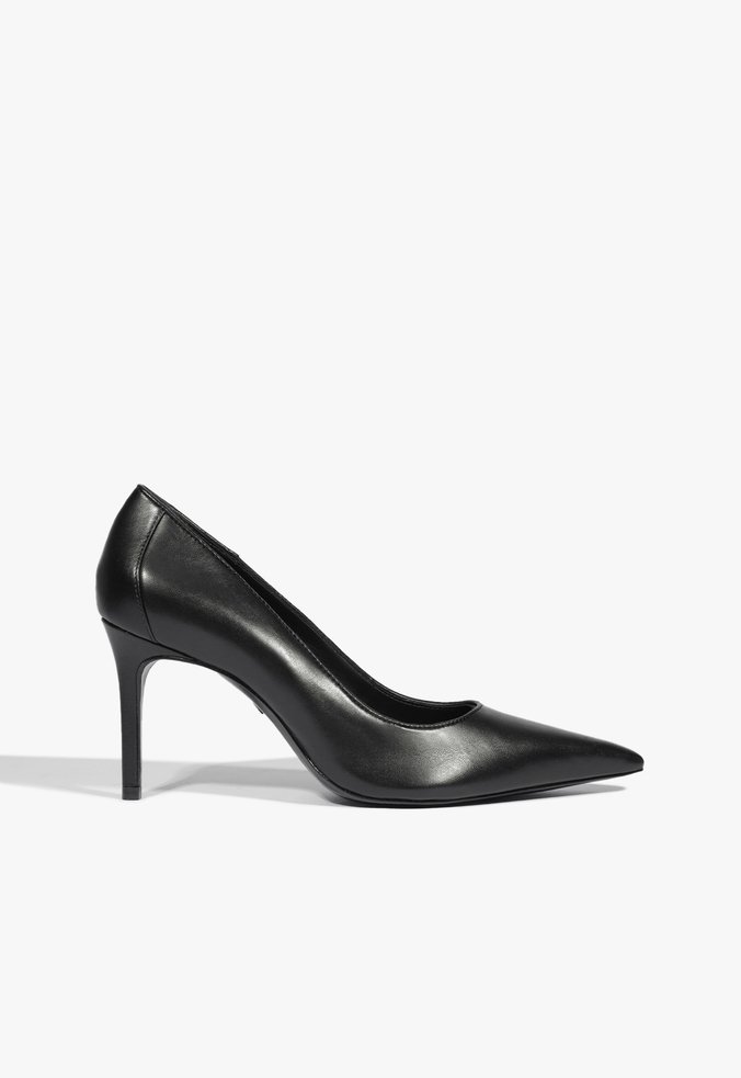 Scarpin Couro Preto