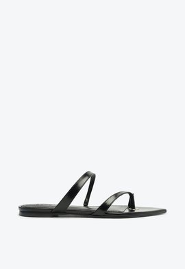 Rasteira Statement Flats Preta