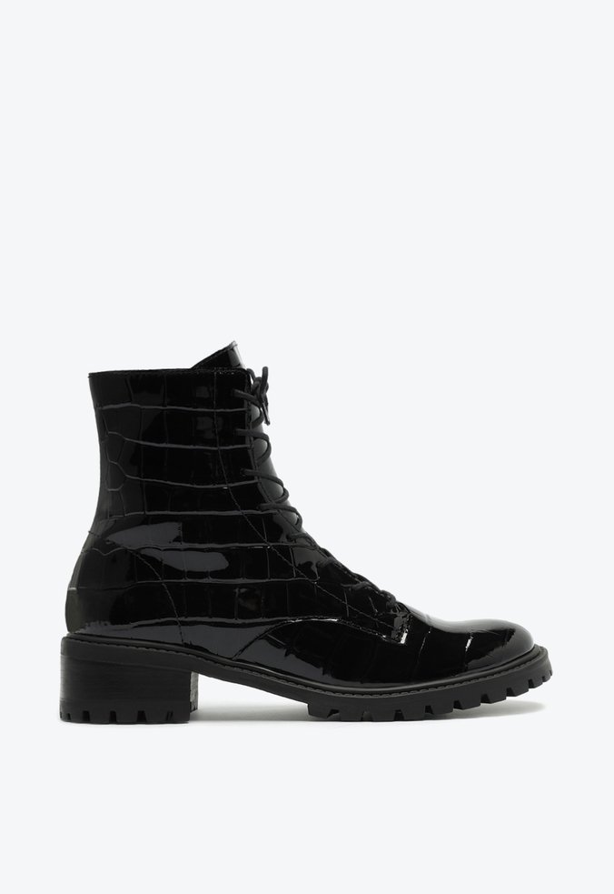Coturno classic sale black schutz