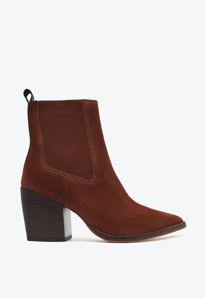 Bota cano curto discount suede