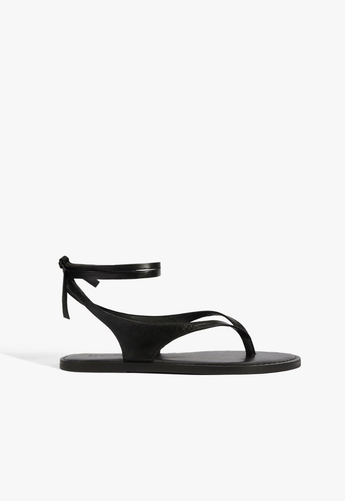 Sandália Rasteira Couro Amarração Preta