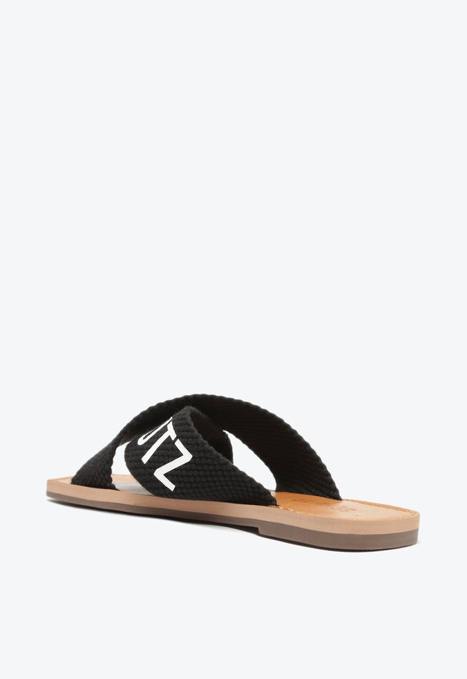 Sandália Rasteira Kiki Infantil Logo Preta | Schutz