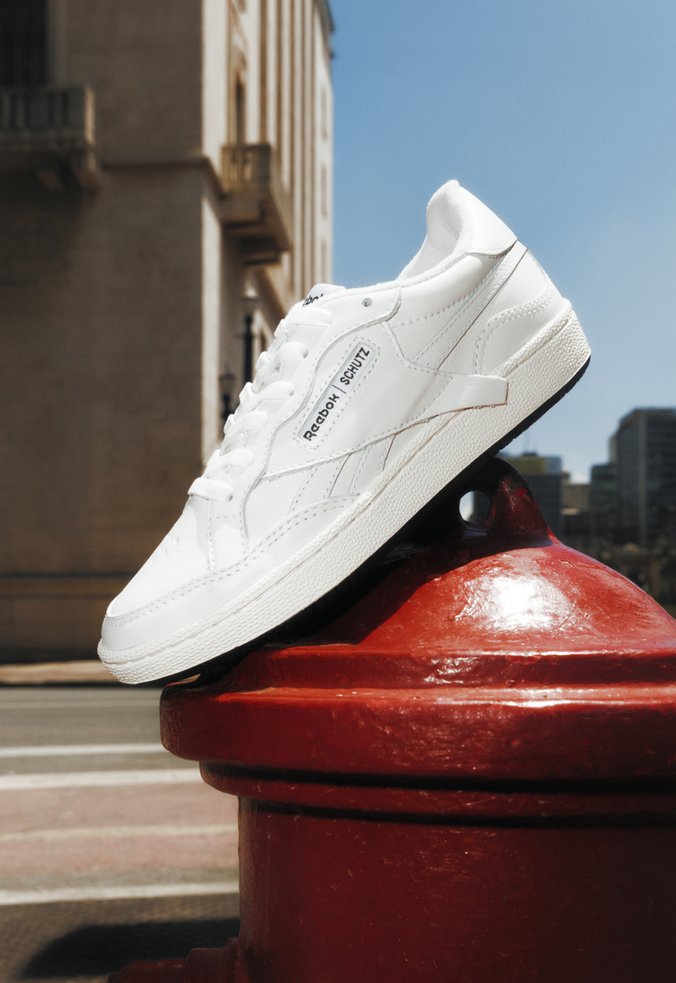 Tênis Reebok Branco Sola Bicolor | Schutz