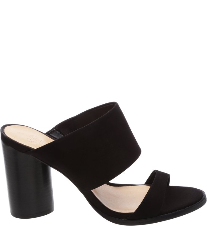 Mule Oval Black Mule Oval Black