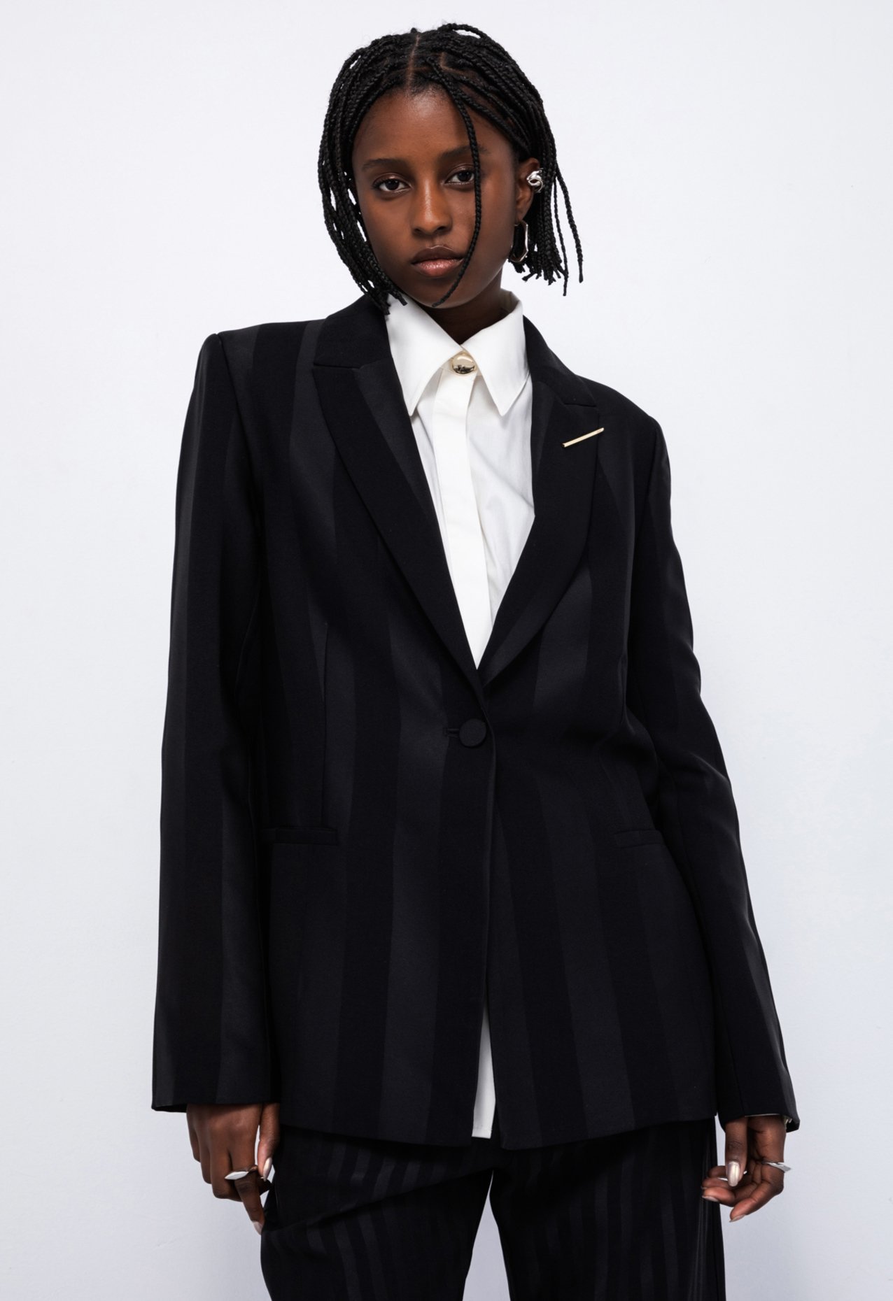 Blazer Alfaiataria Sophie Listras Preto | Schutz Blazer Alfaiataria Sophie Listras Preto | Schutz