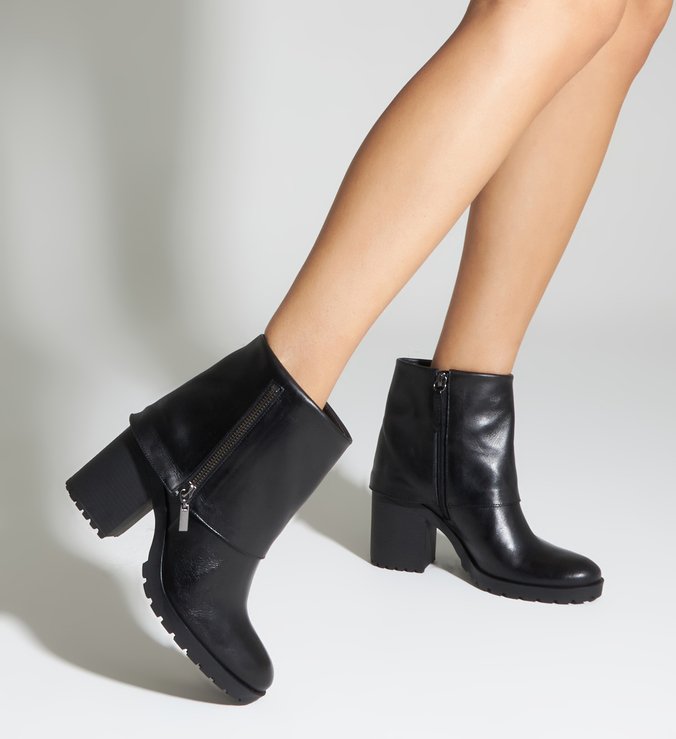 Ankle Boot Tratorada Cape Black Ankle Boot Tratorada Cape Black