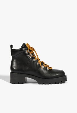 Bota Coturno Cano Baixo Couro Preto