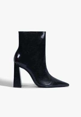 Bota Cano Baixo Fresh Boho Couro Preta