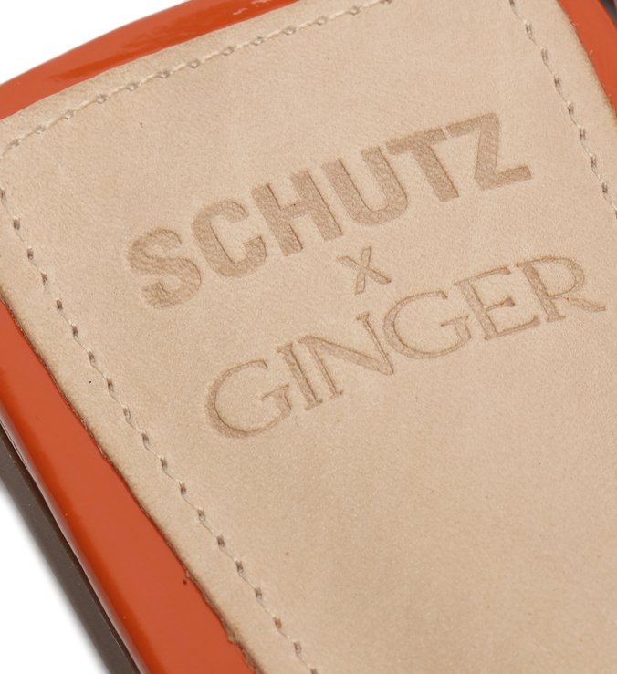Schutz x Ginger Sandália Flat Lace-Up Ocre Schutz x Ginger Sandália Flat Lace-Up Ocre