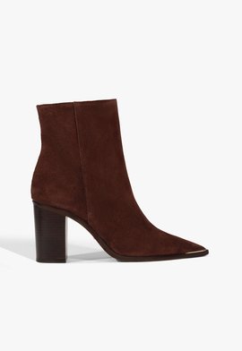 Bota Cano Médio Camurça Marrom