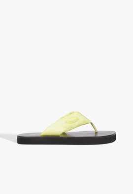 Sandália Flatform Tira V Preta Amarela