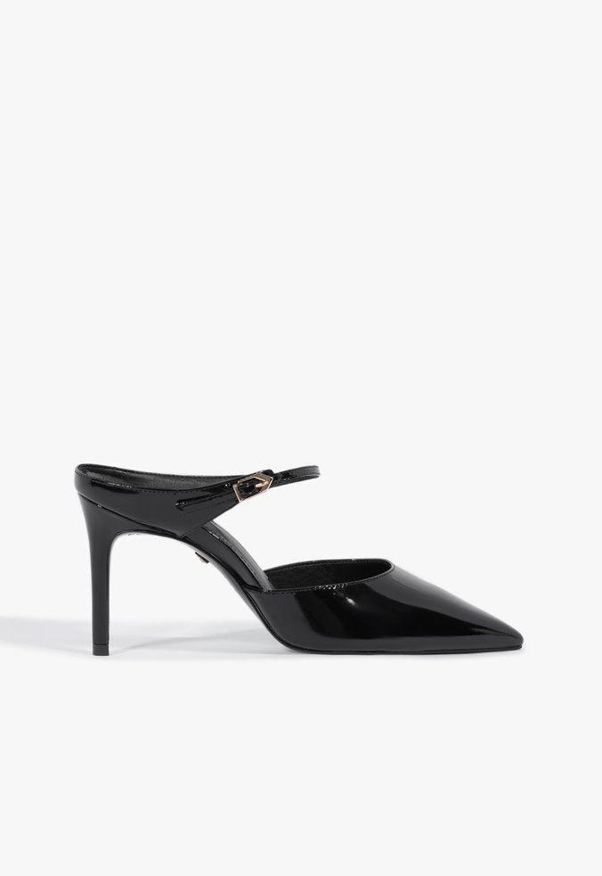 Mule Laura Couro Vinil Preto