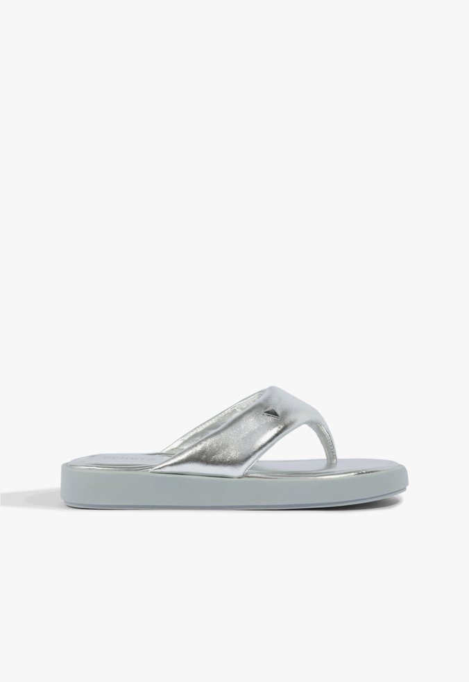Chinelo Puff Couro Cinza