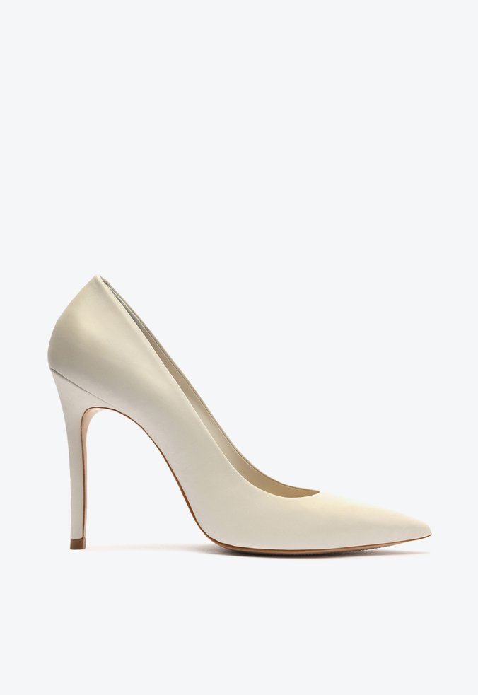 Sapato Scarpin Caiolea Couro Branco